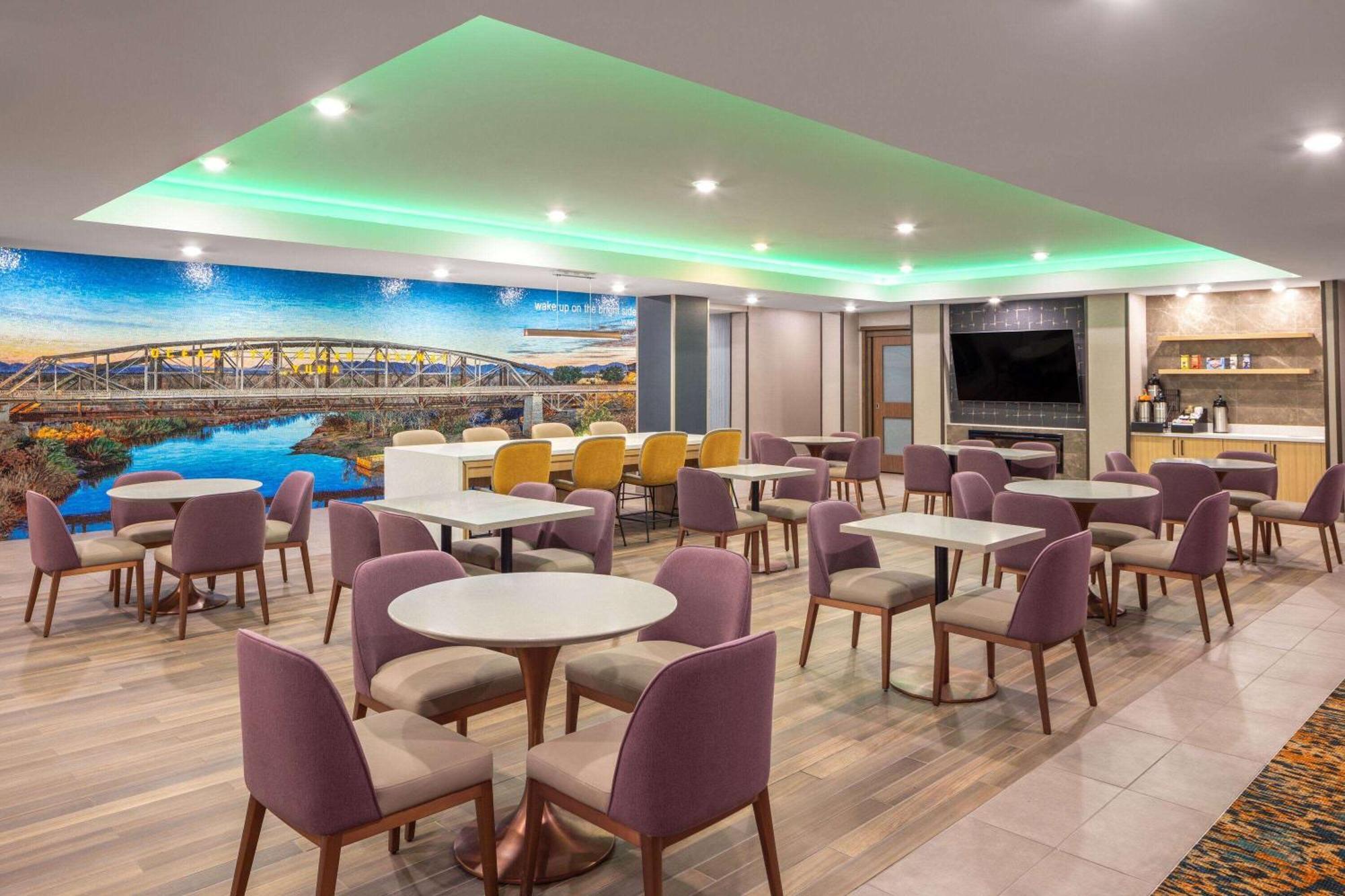 La Quinta Inn & Suites By Wyndham 유마 외부 사진